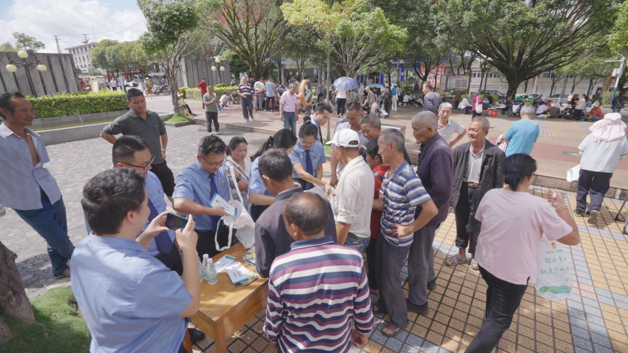赓续抗战精神，铸就法治丰碑——龙陵县人民检察院抗战胜利80周年纪念日宣传活动